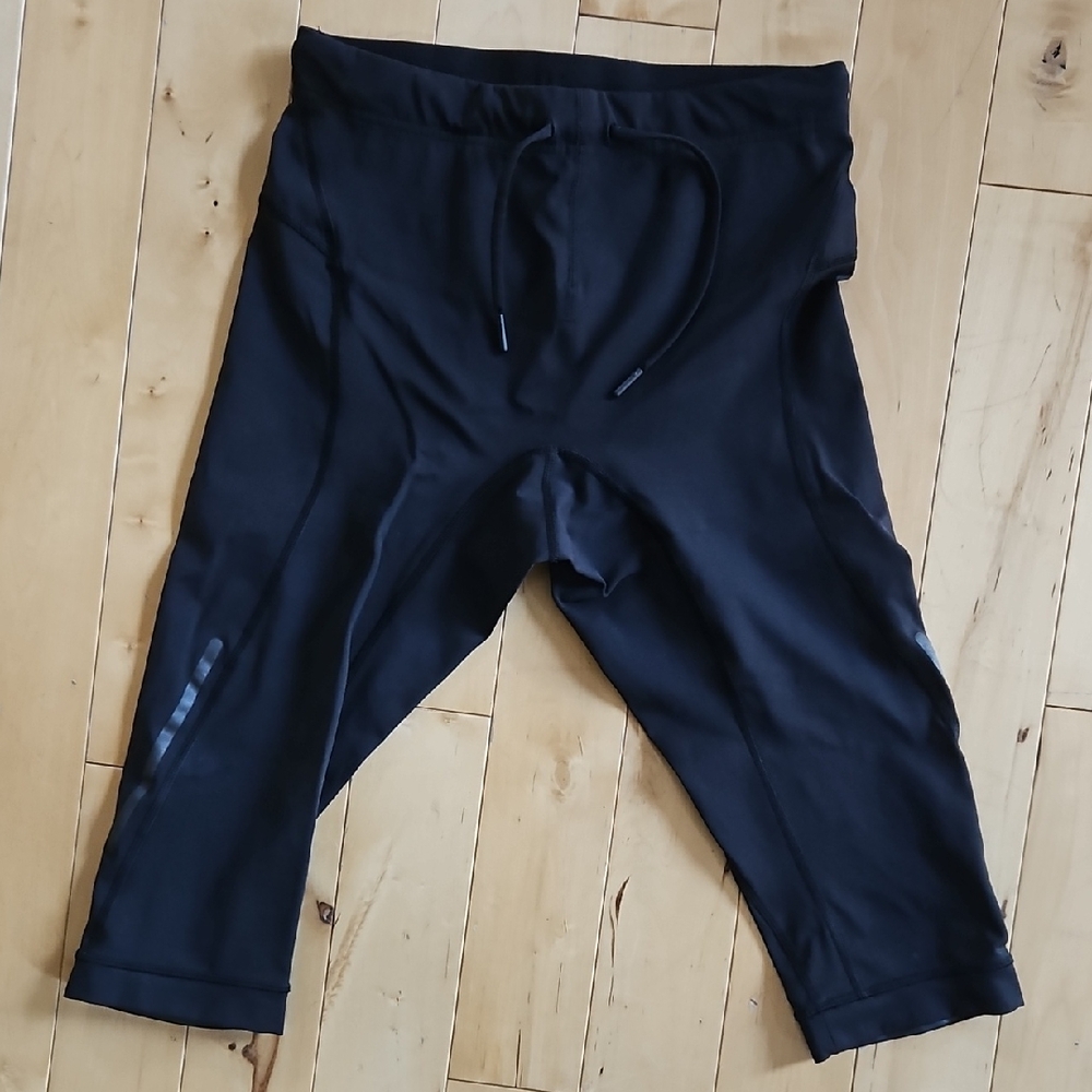 Lululemon Biker Black Cropped Athletic Pants Sz 8